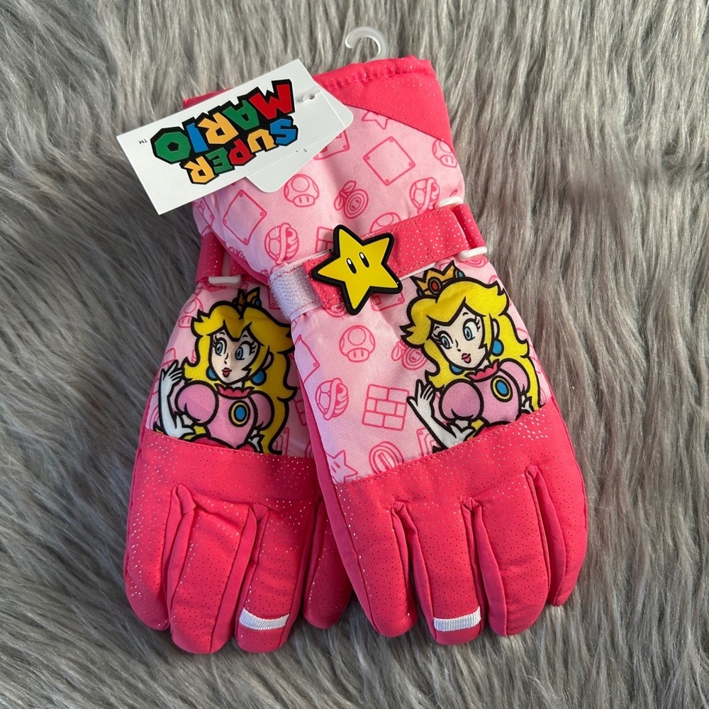 Nintendo Super Mario Snow Gloves Girls Size Small/Medium Pink Princess Peach NWT
